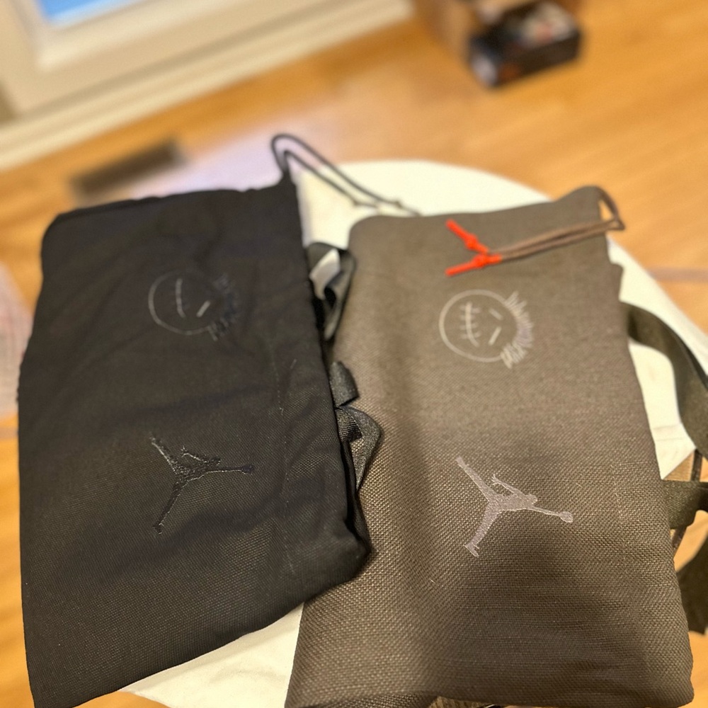 Jordan x Travis Scott x Nike Tote w/ Drawstring OLIVE